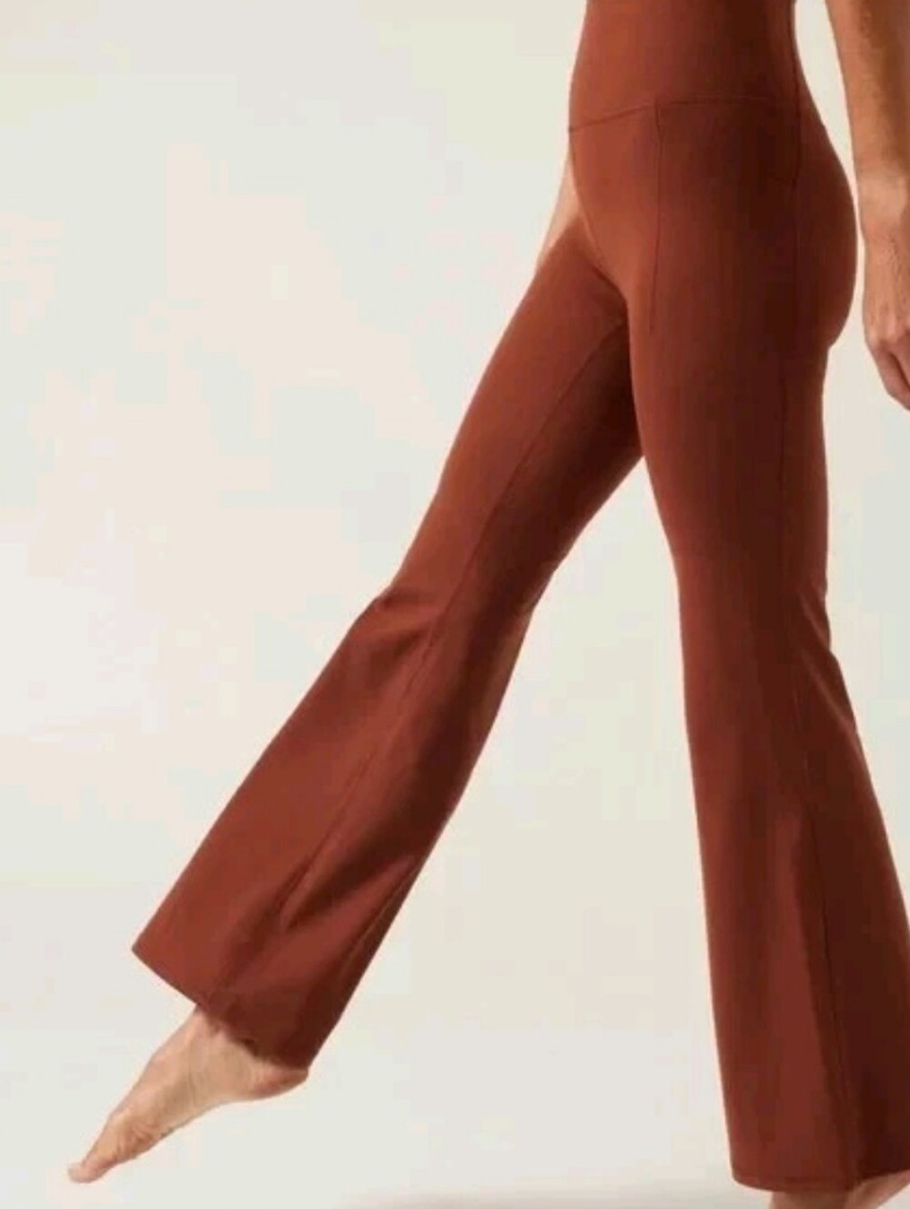 ATHLETA 3X Salutation Stash Flare Yoga Pant Legging NWT Mahogany Brown - Picture 3 of 7